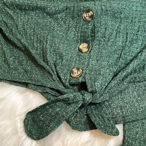 *3/$15* Pink Rose Button Down Long Sleeve Knotted Waffle Shirt - Picture 12 of 12